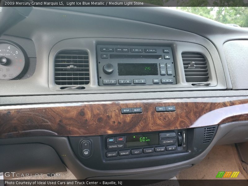 Light Ice Blue Metallic / Medium Light Stone 2009 Mercury Grand Marquis LS
