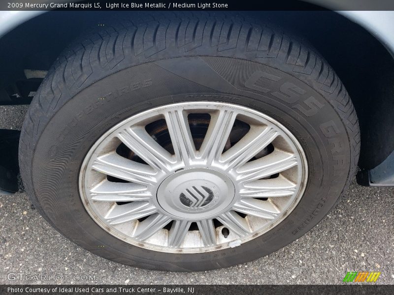 Light Ice Blue Metallic / Medium Light Stone 2009 Mercury Grand Marquis LS