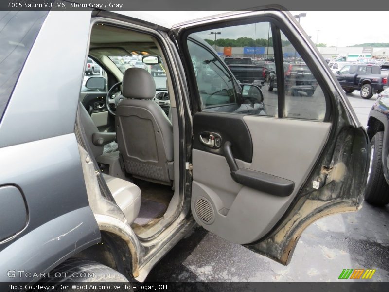 Storm Gray / Gray 2005 Saturn VUE V6