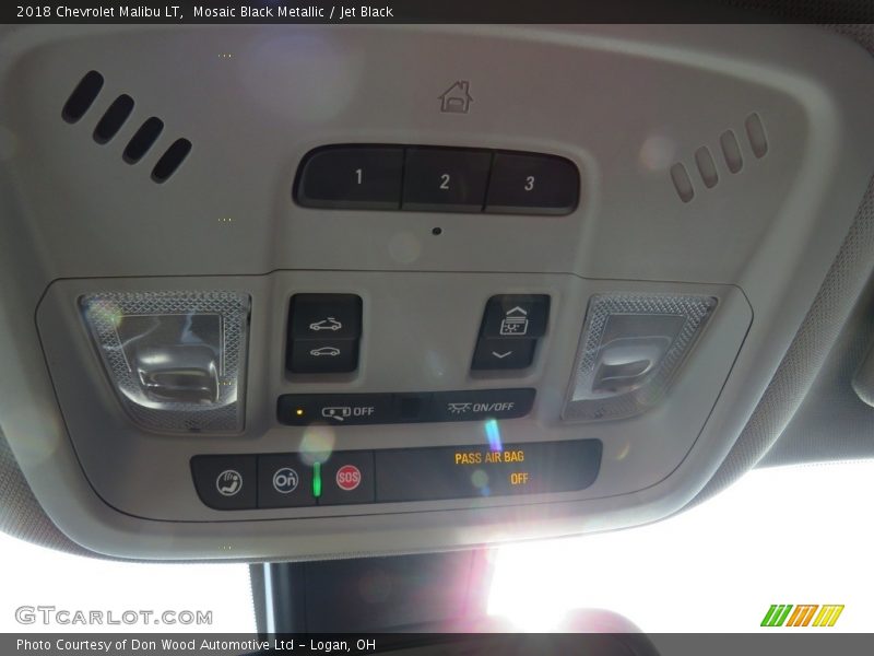 Mosaic Black Metallic / Jet Black 2018 Chevrolet Malibu LT