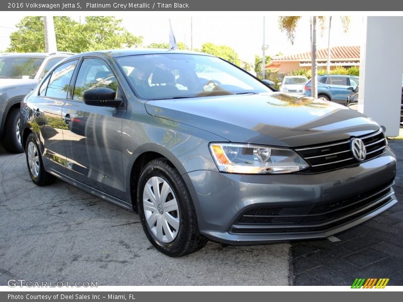 Platinum Grey Metallic / Titan Black 2016 Volkswagen Jetta S