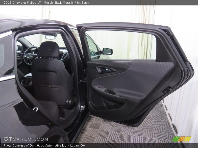 Mosaic Black Metallic / Jet Black 2018 Chevrolet Malibu LT