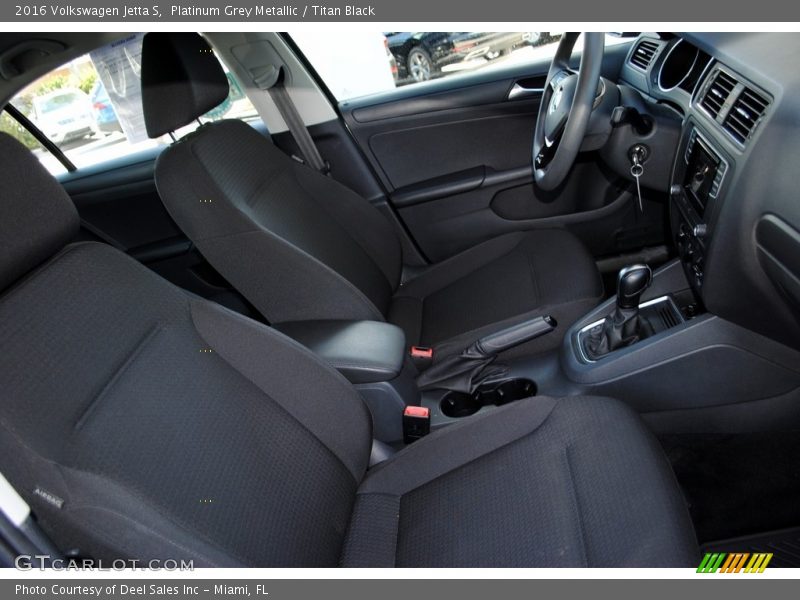 Platinum Grey Metallic / Titan Black 2016 Volkswagen Jetta S