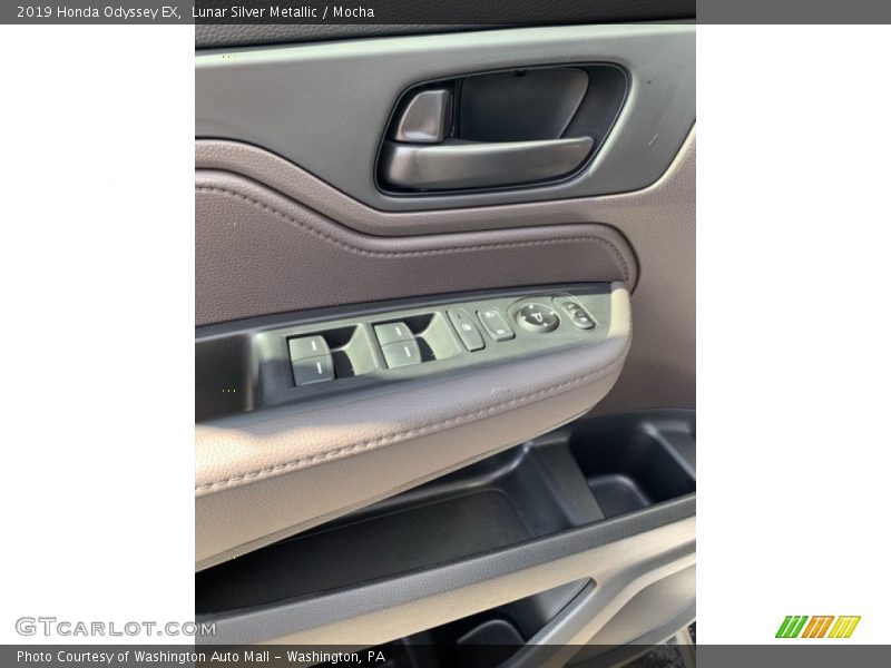 Lunar Silver Metallic / Mocha 2019 Honda Odyssey EX