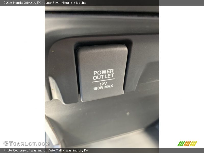 Lunar Silver Metallic / Mocha 2019 Honda Odyssey EX