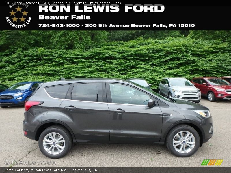 Magnetic / Chromite Gray/Charcoal Black 2019 Ford Escape SE 4WD