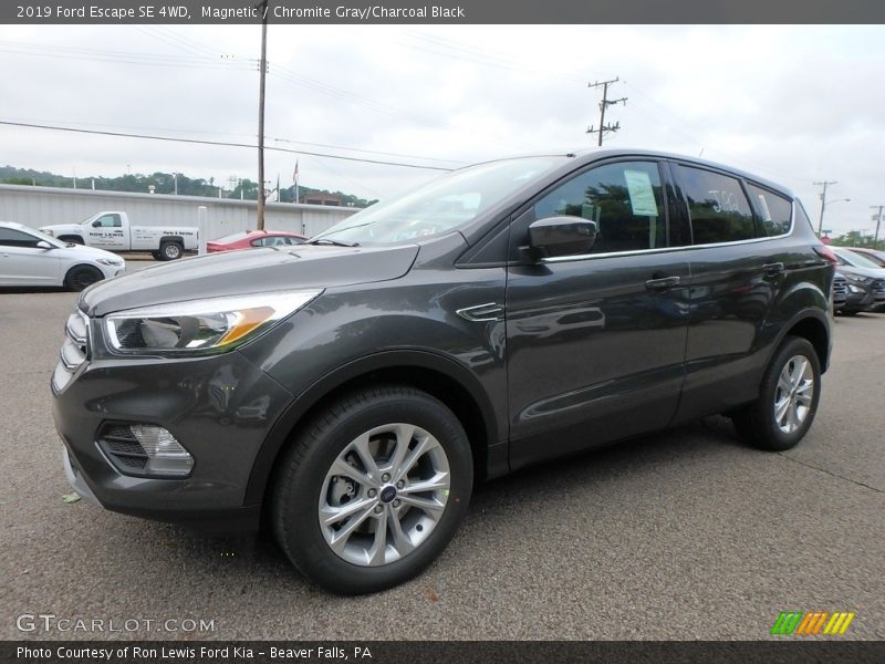 Magnetic / Chromite Gray/Charcoal Black 2019 Ford Escape SE 4WD