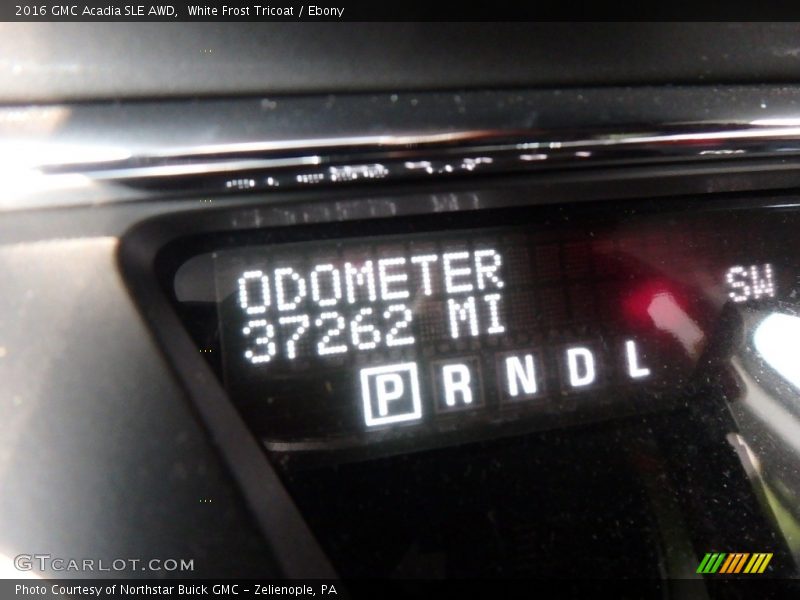 White Frost Tricoat / Ebony 2016 GMC Acadia SLE AWD