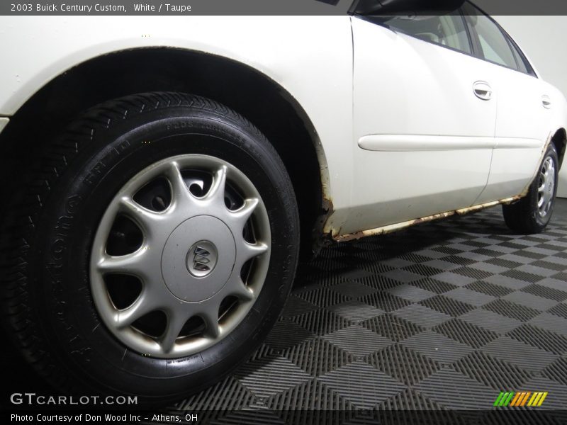 White / Taupe 2003 Buick Century Custom