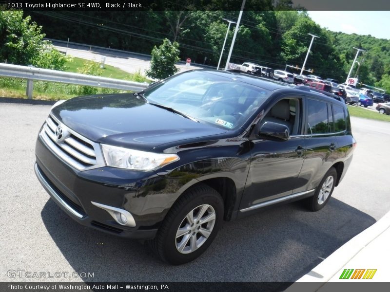 Black / Black 2013 Toyota Highlander SE 4WD
