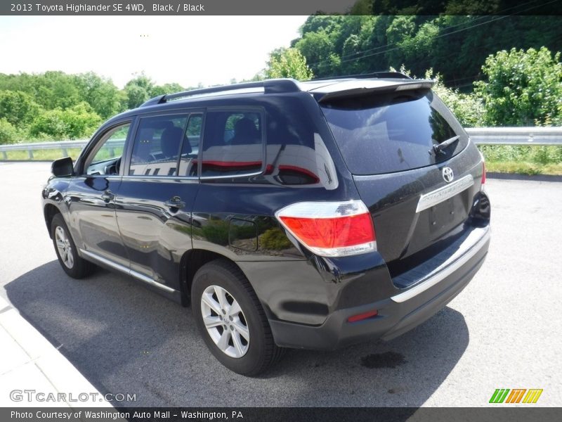 Black / Black 2013 Toyota Highlander SE 4WD