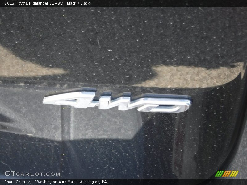 Black / Black 2013 Toyota Highlander SE 4WD
