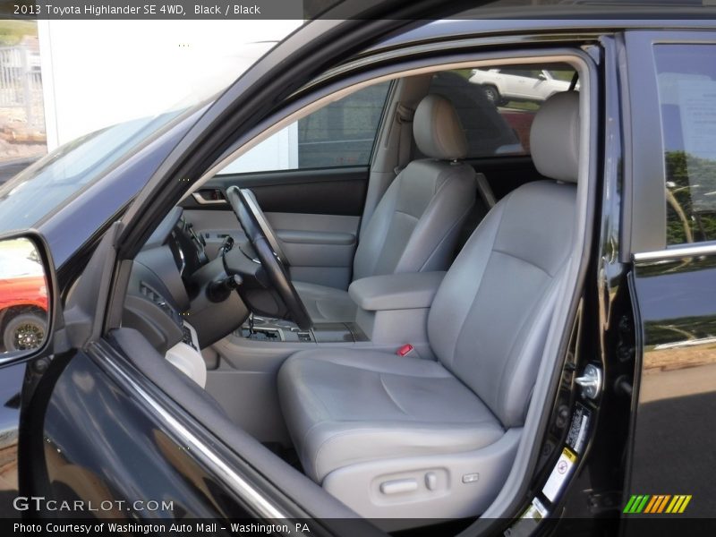 Black / Black 2013 Toyota Highlander SE 4WD