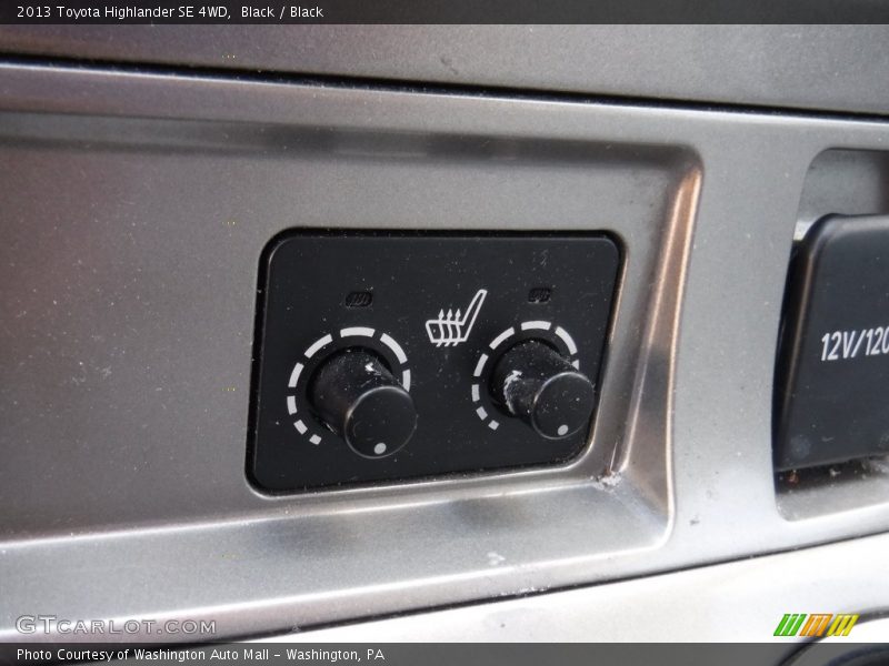 Black / Black 2013 Toyota Highlander SE 4WD
