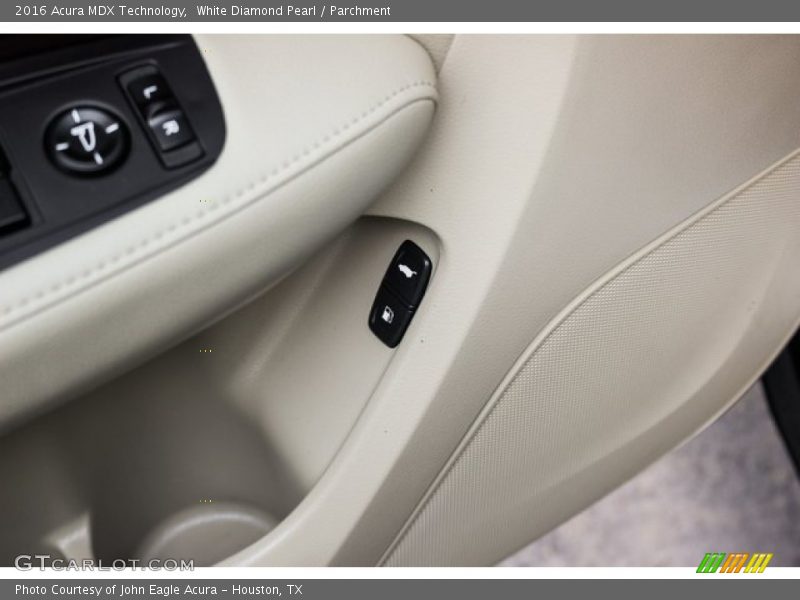 White Diamond Pearl / Parchment 2016 Acura MDX Technology