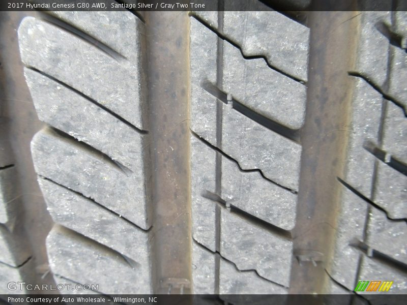 Santiago Silver / Gray Two Tone 2017 Hyundai Genesis G80 AWD