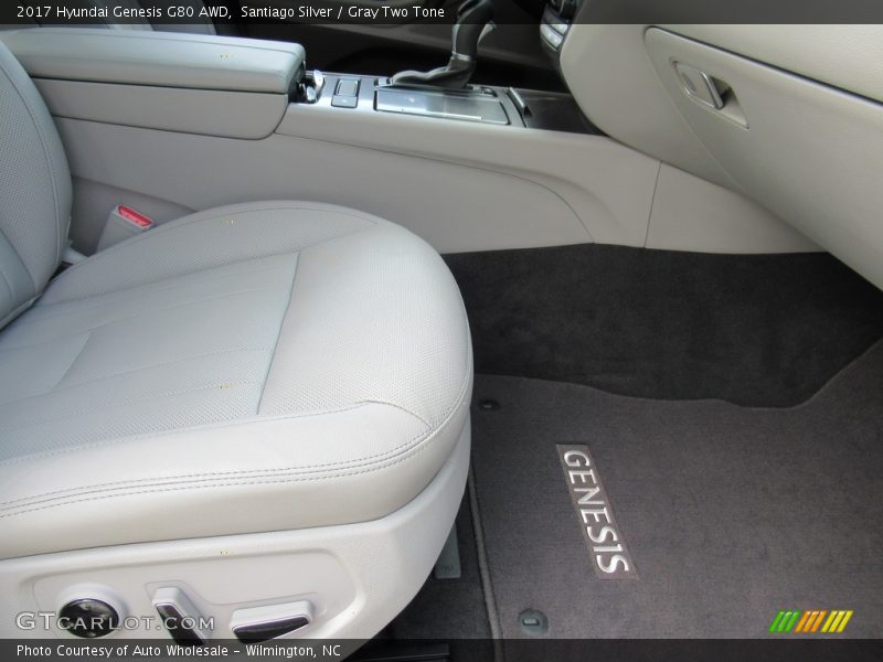 Santiago Silver / Gray Two Tone 2017 Hyundai Genesis G80 AWD
