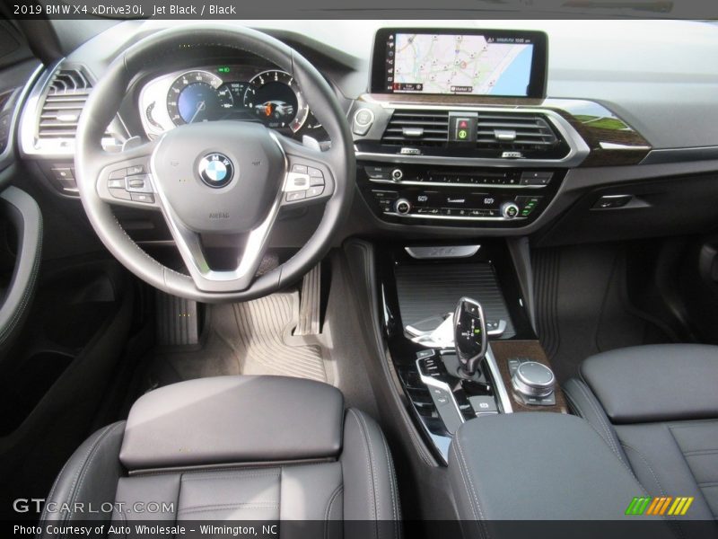 Jet Black / Black 2019 BMW X4 xDrive30i