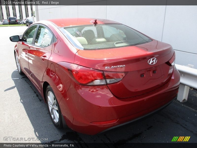 Red / Beige 2016 Hyundai Elantra SE