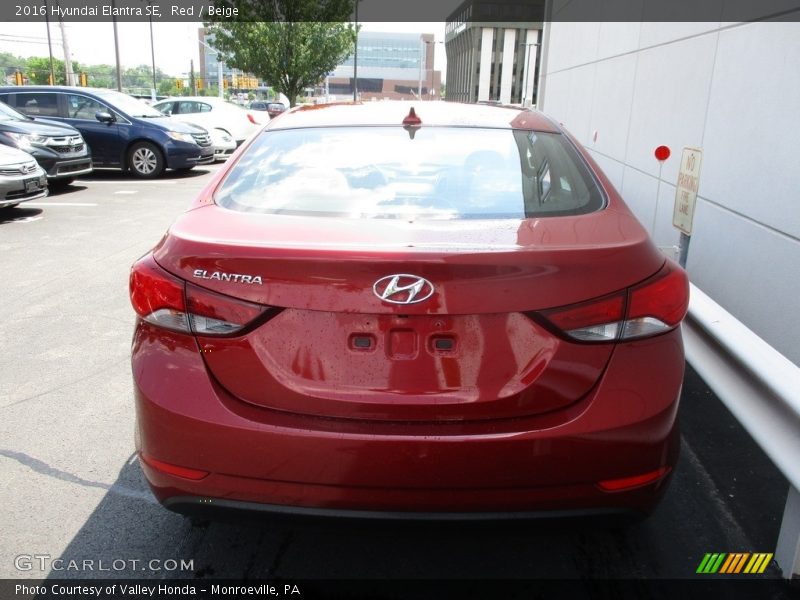 Red / Beige 2016 Hyundai Elantra SE