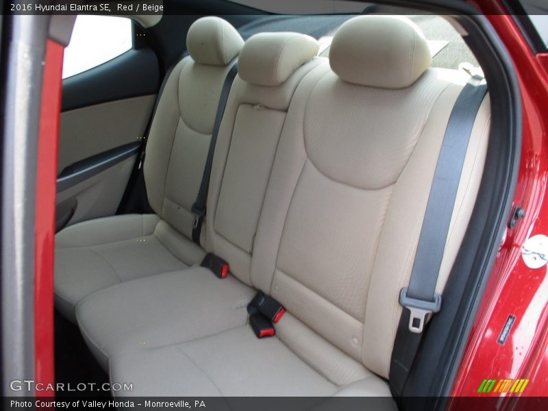 Red / Beige 2016 Hyundai Elantra SE