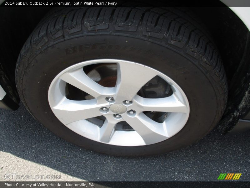 Satin White Pearl / Ivory 2014 Subaru Outback 2.5i Premium