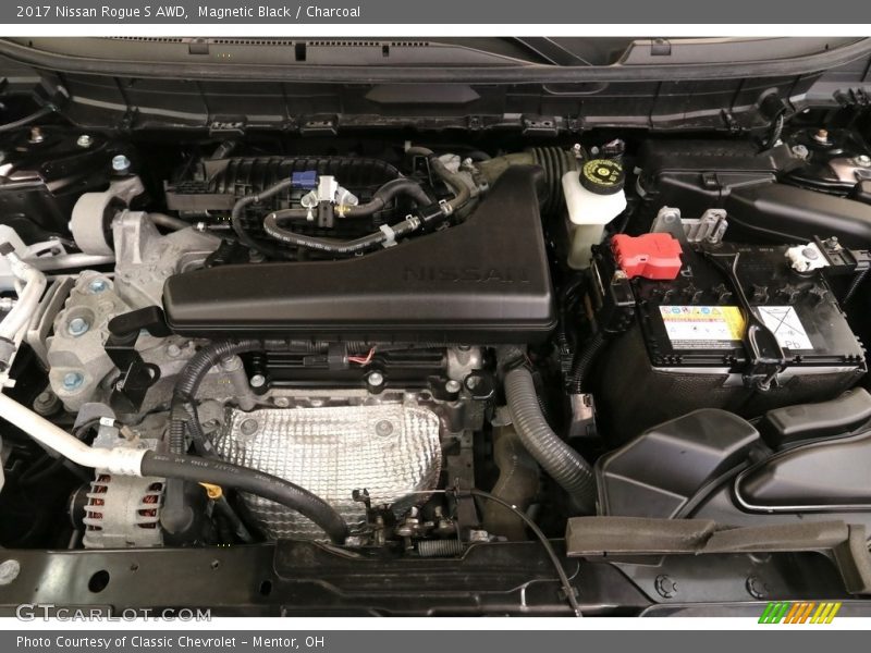 Magnetic Black / Charcoal 2017 Nissan Rogue S AWD