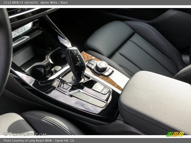 Alpine White / Black 2019 BMW X3 sDrive30i