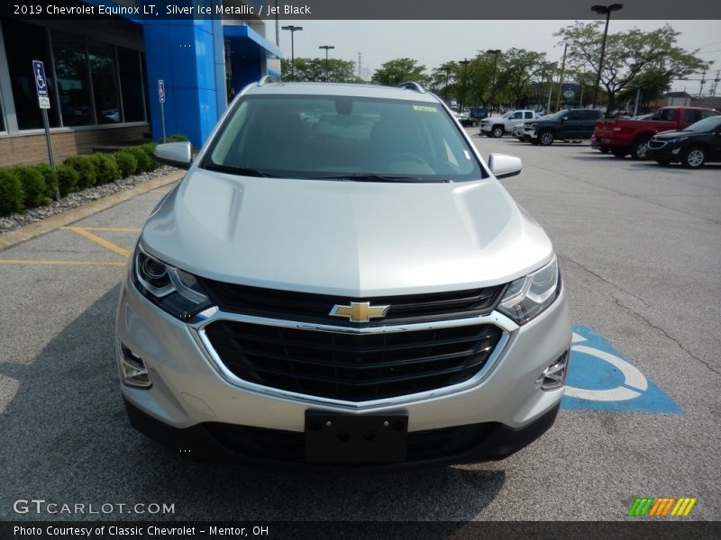 Silver Ice Metallic / Jet Black 2019 Chevrolet Equinox LT