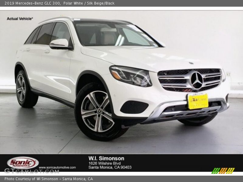 Polar White / Silk Beige/Black 2019 Mercedes-Benz GLC 300