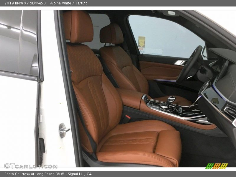 Alpine White / Tartufo 2019 BMW X7 xDrive50i