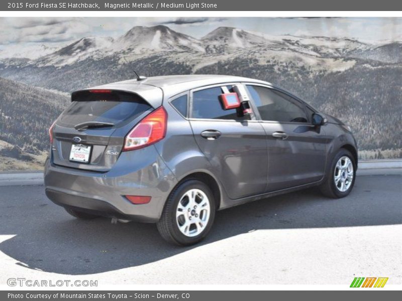 Magnetic Metallic / Medium Light Stone 2015 Ford Fiesta SE Hatchback