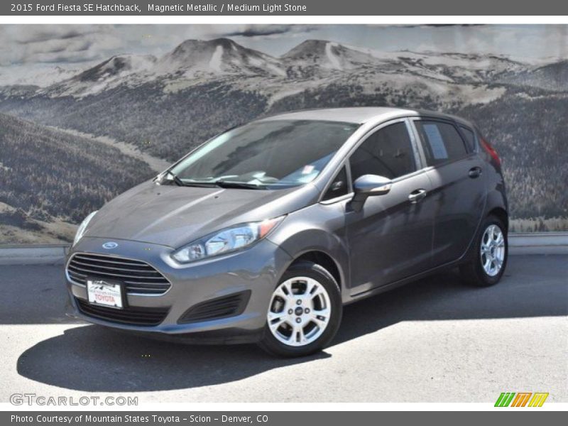 Magnetic Metallic / Medium Light Stone 2015 Ford Fiesta SE Hatchback