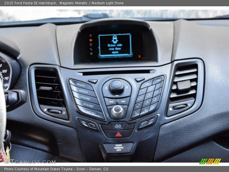 Magnetic Metallic / Medium Light Stone 2015 Ford Fiesta SE Hatchback