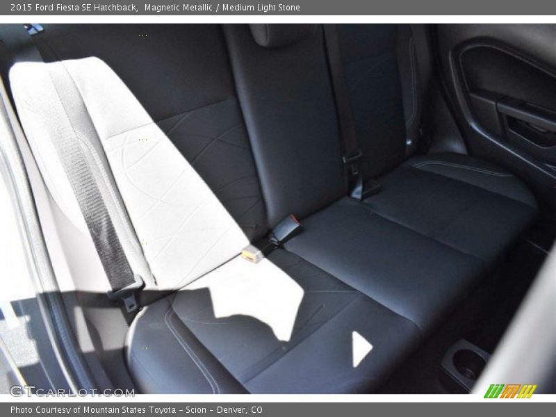 Magnetic Metallic / Medium Light Stone 2015 Ford Fiesta SE Hatchback