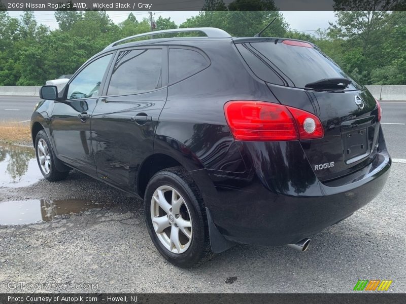 Wicked Black / Gray 2009 Nissan Rogue S AWD