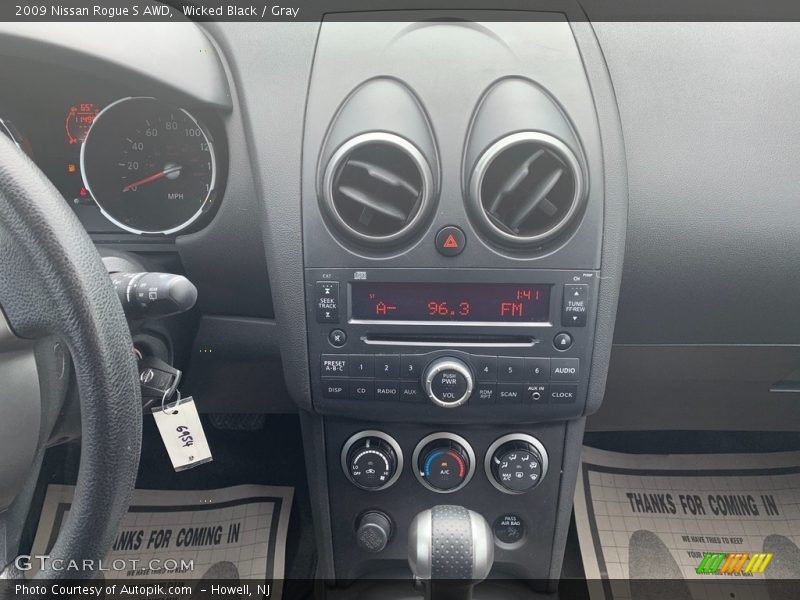 Wicked Black / Gray 2009 Nissan Rogue S AWD