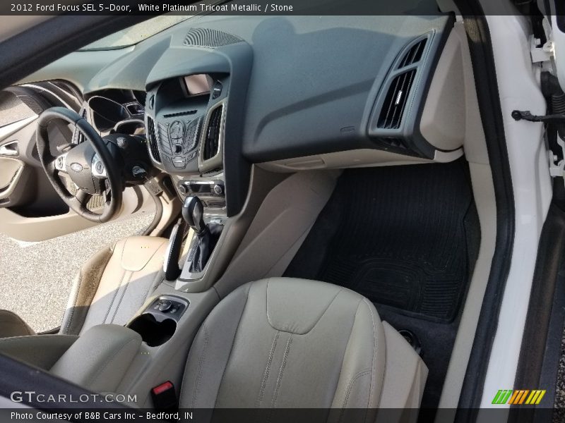 White Platinum Tricoat Metallic / Stone 2012 Ford Focus SEL 5-Door