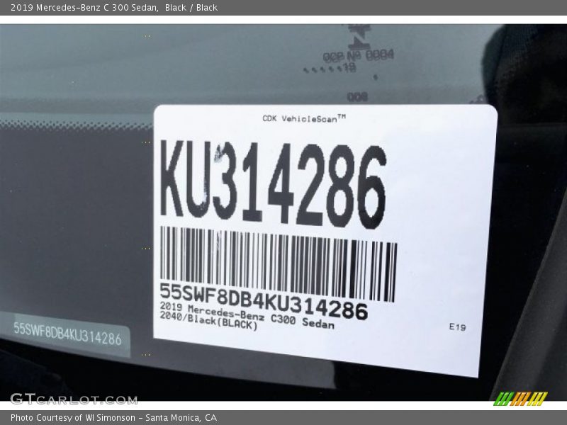 Black / Black 2019 Mercedes-Benz C 300 Sedan