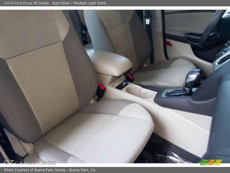 Ingot Silver / Medium Light Stone 2014 Ford Focus SE Sedan