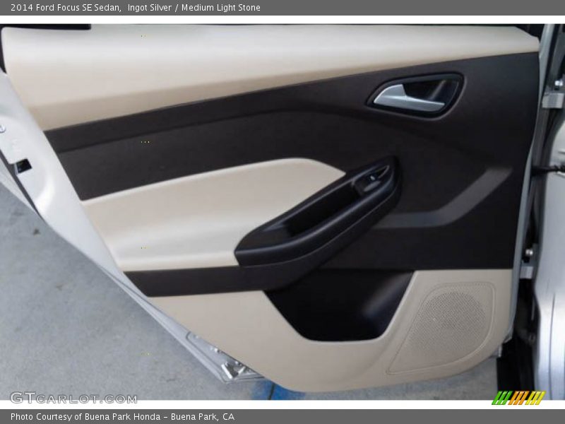 Ingot Silver / Medium Light Stone 2014 Ford Focus SE Sedan
