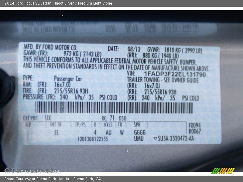Ingot Silver / Medium Light Stone 2014 Ford Focus SE Sedan