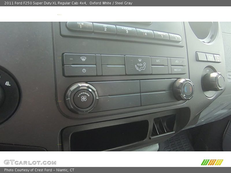 Oxford White / Steel Gray 2011 Ford F250 Super Duty XL Regular Cab 4x4