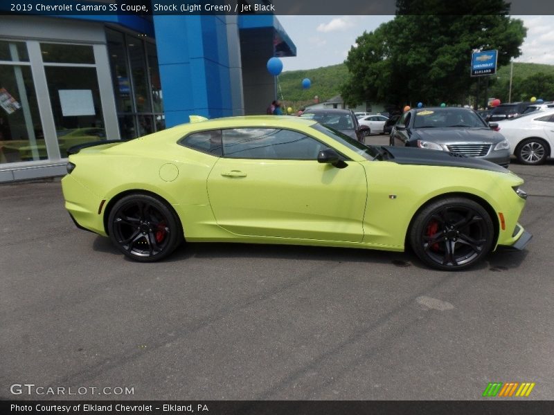  2019 Camaro SS Coupe Shock (Light Green)