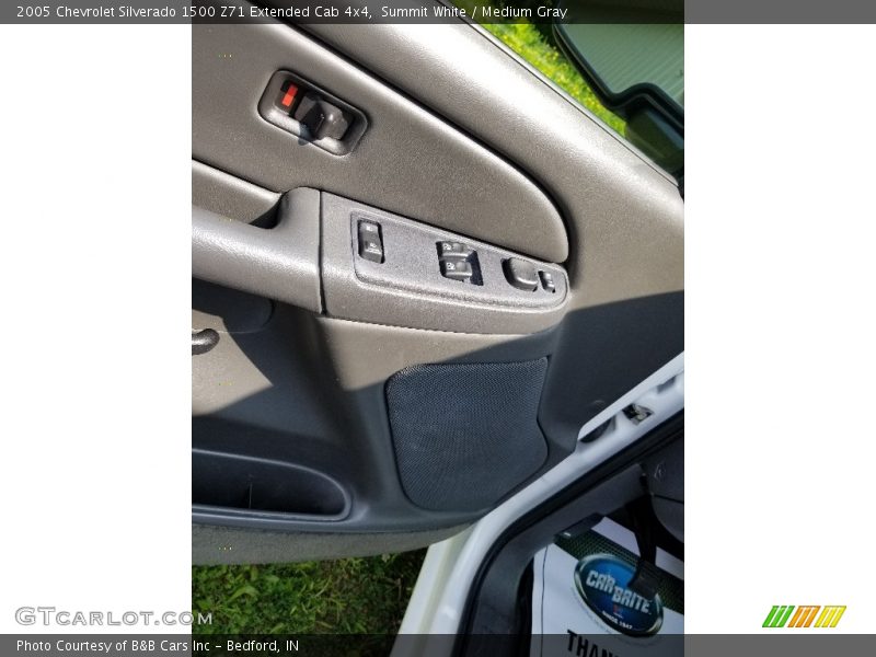 Summit White / Medium Gray 2005 Chevrolet Silverado 1500 Z71 Extended Cab 4x4