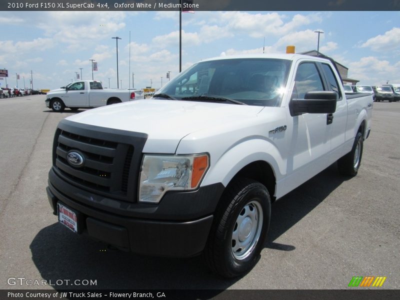 Oxford White / Medium Stone 2010 Ford F150 XL SuperCab 4x4