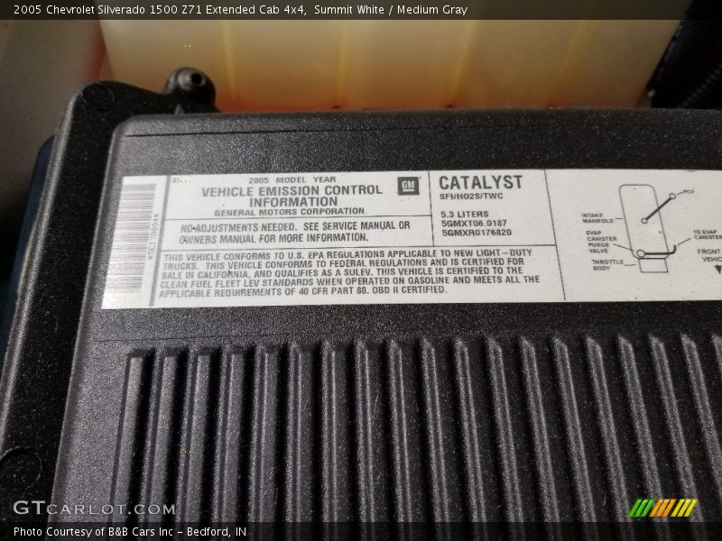 Summit White / Medium Gray 2005 Chevrolet Silverado 1500 Z71 Extended Cab 4x4