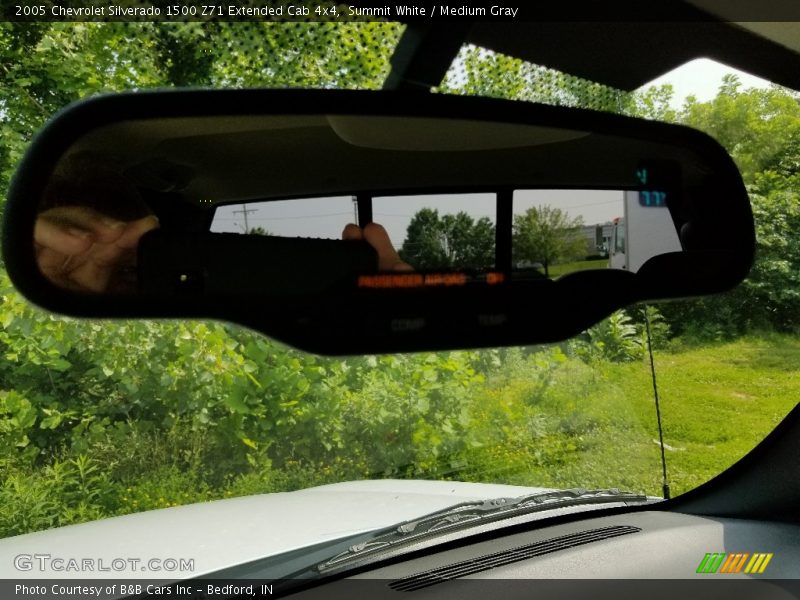 Summit White / Medium Gray 2005 Chevrolet Silverado 1500 Z71 Extended Cab 4x4