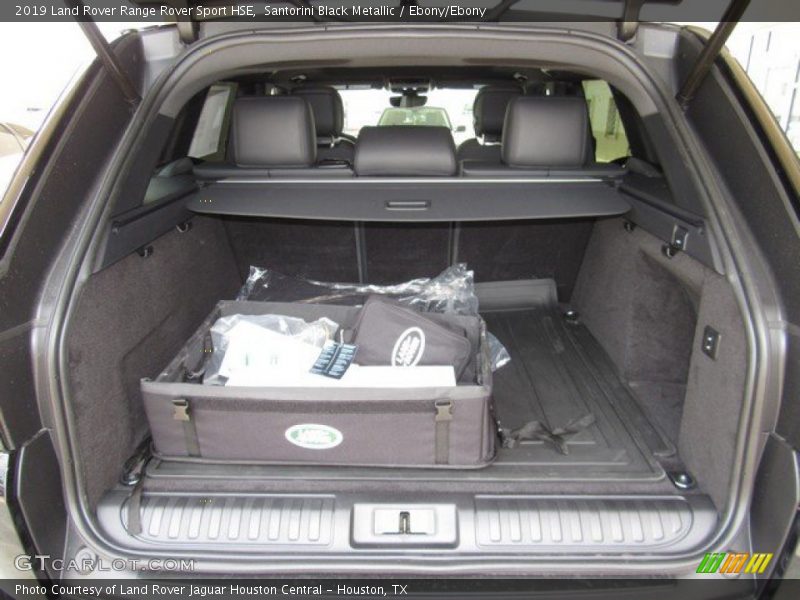  2019 Range Rover Sport HSE Trunk