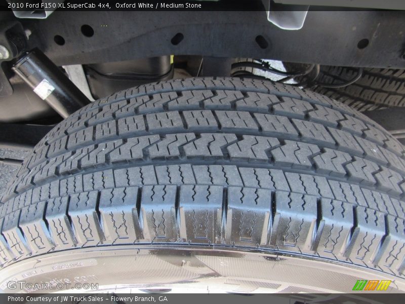 Oxford White / Medium Stone 2010 Ford F150 XL SuperCab 4x4